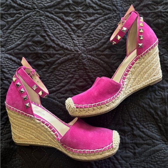 Marc Fisher Fuchsia Studded Wedge Espadrilles - Picture 1 of 4